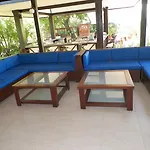 Otel Club-e 4*