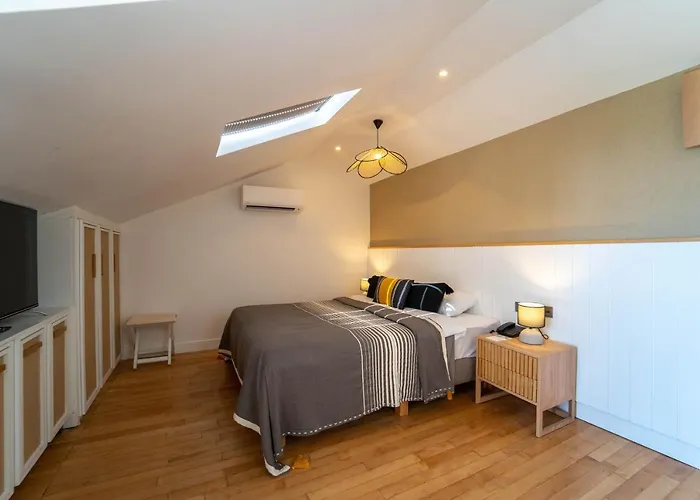 Club-e Hotel 4*