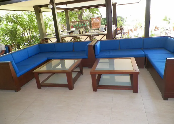 Hotel Club-e 4*