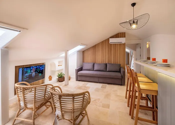 Hotel Club-e 4*