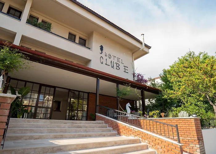 ホテル Club-e 4*